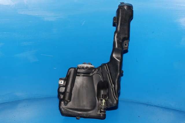 Spylertank foran til Mercedes E-Klasse, 2013-2016 (Fase 2) (W212) (W212) (MERCEDES|A 204 860 18 60)