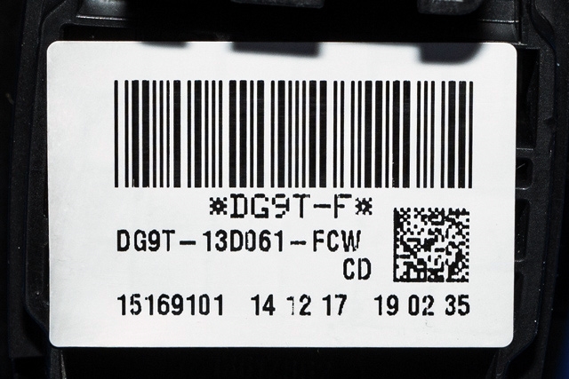 Bryter lys til Ford Mondeo 2014-2019 (Type V, Fase 1) (FORD|DG9T-13D061-FCW|)
