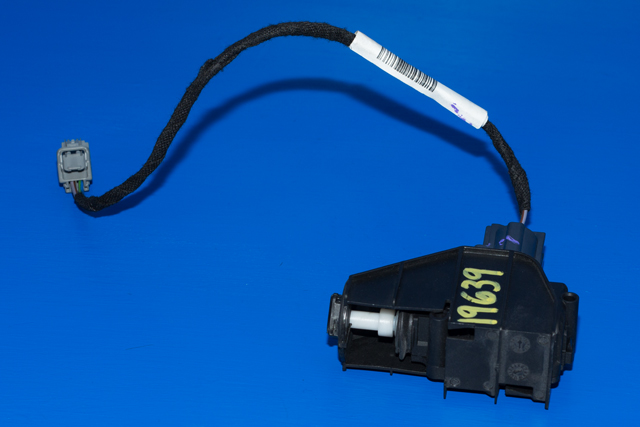 Tanklokk til Ford Mondeo 2014-2019 (Type V, Fase 1) (FORD|DG93-220A20-AB|)