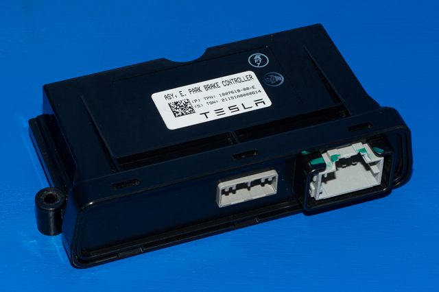 Styreenhet elektrisk parkbrems (EPB - Electric Parking Brake) til Tesla Model S, 2013-2016 (Fase 1)  (TESLA|1007618-00-E)