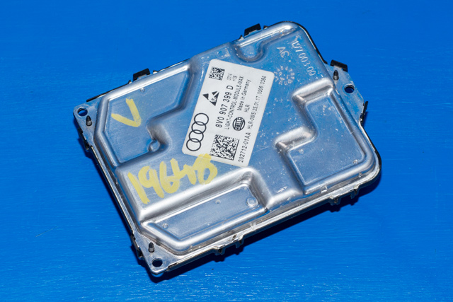 Styreenhet xenon/ballast til VW Golf VII 2017-2020 (Fase 2)  (VAG|8V0 907 399 D|)