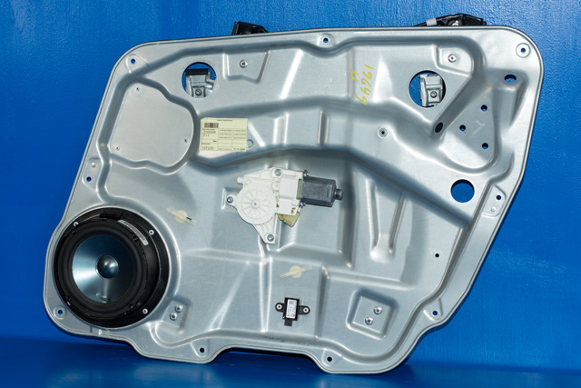 Ruteheis høyre foran til Mercedes GL 2006-2012 (X164) (X164) (MERCEDES|A 251 820 08 42|)