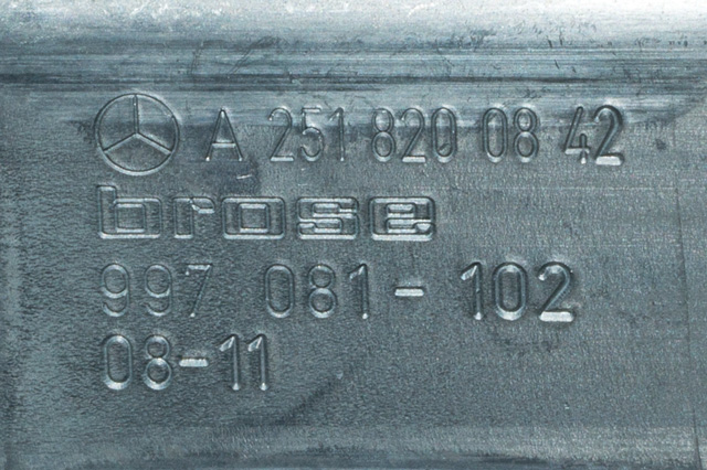 Ruteheis høyre foran til Mercedes GL 2006-2012 (X164) (X164) (MERCEDES|A 251 820 08 42|)