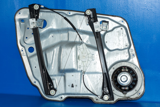 Ruteheis høyre foran til Mercedes GL 2006-2012 (X164) (X164) (MERCEDES|A 251 820 08 42|)