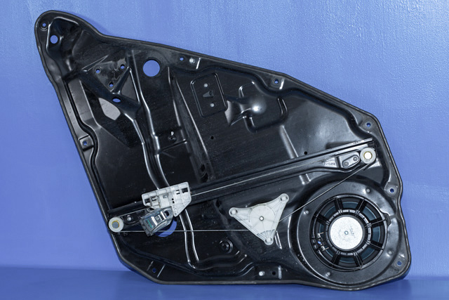 Ruteheis venstre bak til Mercedes GL 2006-2012 (X164) (X164) (MERCEDES|A 251 820 01 08|)