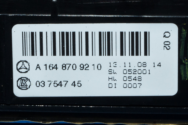Bryter nødblink til Mercedes GL 2006-2012 (X164) (X164) (MERCEDES|A 164 870 92 10|)