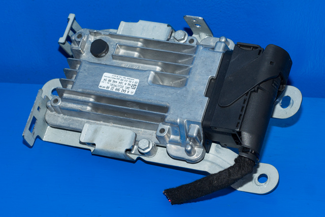 Styreenhet diverse til Mercedes GL 2006-2012 (X164) (X164) (BOSCH|0 281 016 092|A 642 900 22 00|)