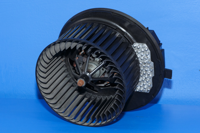 Varmeapparat motor til Škoda Yeti, 2009-2013 (Fase 1) (VAG|3C1 820 015 T)