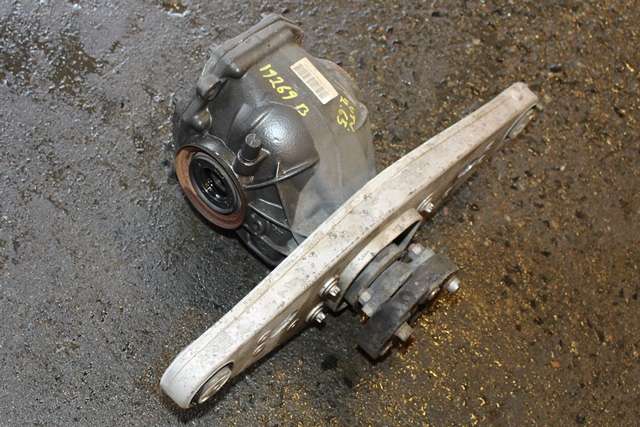 Kardang klokke bak til Mercedes E-Klasse 2006-2009 (Fase 2) (W211) (W211) (MERCEDES|211 350 70 55|)