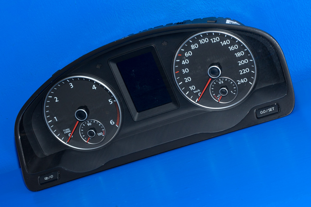 Instrumentpanel til VW Transporter / Caravelle, 2009-2015 (Fase 2) (T5) (T5) (VDO|A2C34796200)