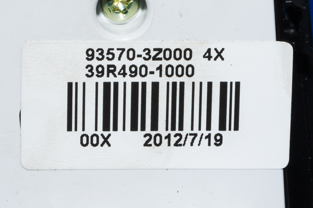 Bryter ruteheis førerdørspanel til Hyundai i40 2012-2017  (HYUNDAI|93570-3Z000|)