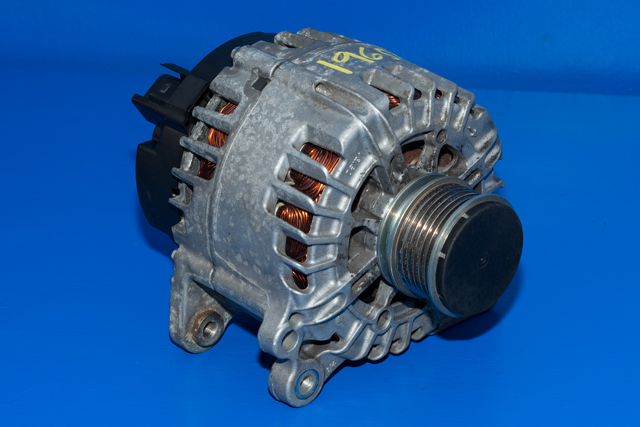 Dynamo diesel til VW Polo 2009-2014 (Type V, Fase 1) (VALEO|TG14C036|03P 903 023 D. 14 VOLT - 140 AMP|)