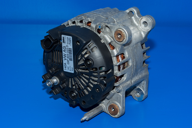Dynamo diesel til VW Polo 2009-2014 (Type V, Fase 1) (VALEO|TG14C036|03P 903 023 D. 14 VOLT - 140 AMP|)