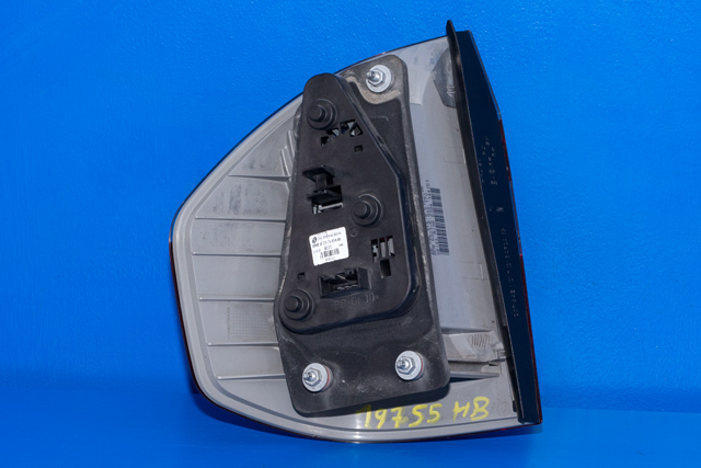 Baklykt høyre ytre til BMW X3 2003-2006 (Fase 1) (E83) (E83) (BMW|63.21-6 990 170|)