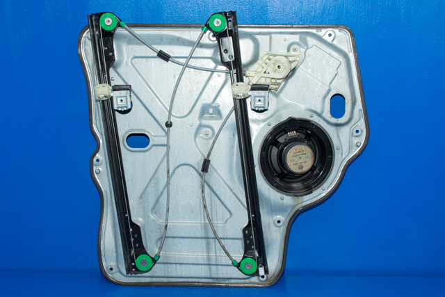 Ruteheis høyre foran til VW Transporter / Caravelle 2009-2015 (Fase 2) (T5) (T5) (VAG|7E0 959 802|)