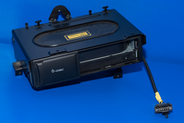 Bilstereo CD-veksler til VW Touareg, 2003-2007 (Type I, Fase 1) (VAG|1J6 035 111)