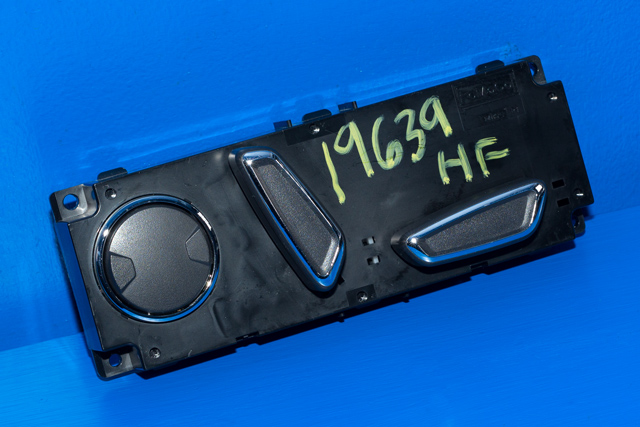 Bryter diverse til Ford Mondeo, 2014-2019 (Type V, Fase 1)  (FORD|DG9T-14A701-AD)