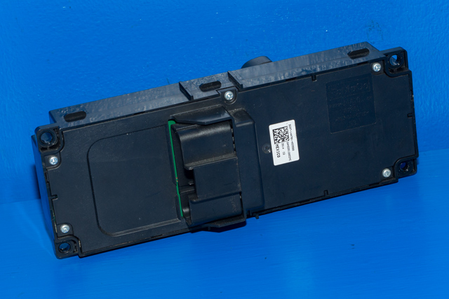 Bryter diverse til Ford Mondeo 2014-2019 (Type V, Fase 1) (FORD|DG9T-14A701-AD|)