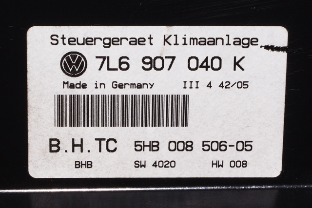 Varmeapparat betjening til VW Touareg 2003-2007 (Type I, Fase 1)  (HELLA|5HB 008 506-05|7L6 907 040 K|)