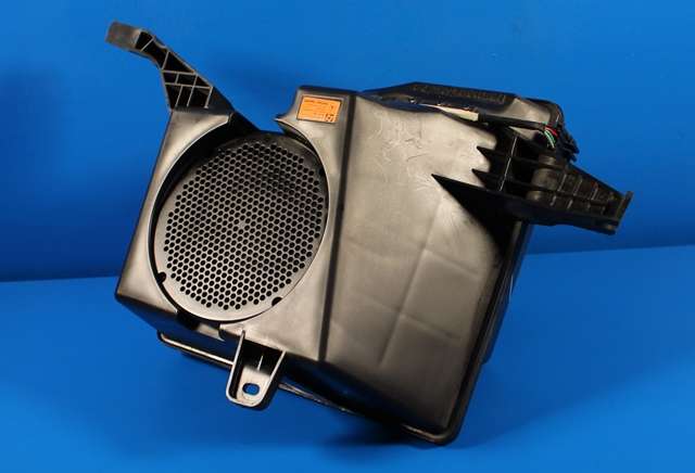 Bilstereo sub-woofer til Mercedes GL 2006-2012 (X164) (X164) (MERCEDES|A 164 820 34 02|)