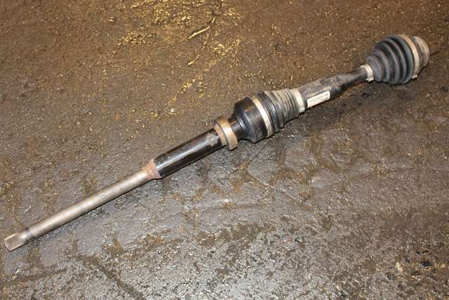 Drivaksel høyre foran, diesel/automat til Volvo XC60, 2008-2013 (Type I, Fase 1)  (VOLVO|P31272546)