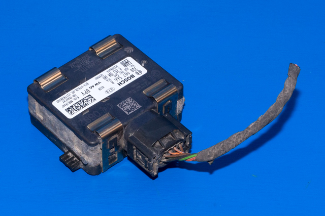 Sensor radar til VW Passat, 2015-2019 (Fase 1) (B8) (B8) (BOSCH|0 203 300 604)