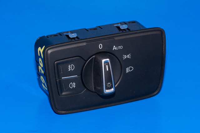 Bryter lys til VW Passat, 2015-2019 (Fase 1) (B8) (B8) (VAG|3G0 941 633 H)
