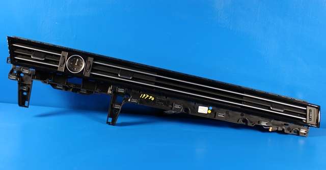 Dashbord friskluftdyse høyre til VW Passat, 2015-2019 (Fase 1) (B8) (B8) (VAG|3G1 858 416 F)