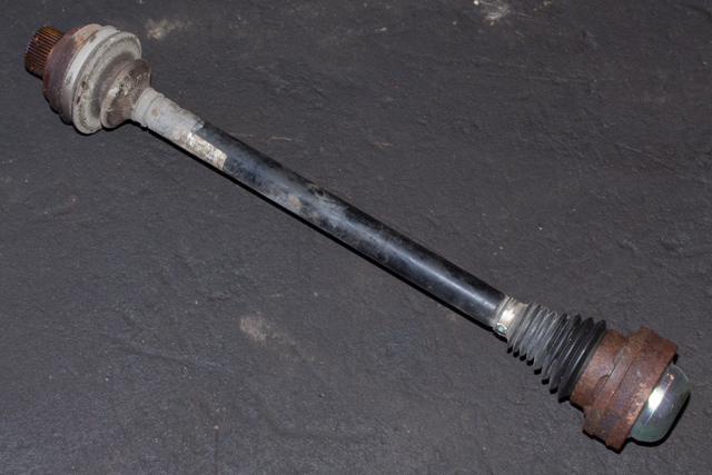 Drivaksel venstre bak, diesel/manuell til Audi A4, 2007-2014 (Type IV) (B8) (B8)