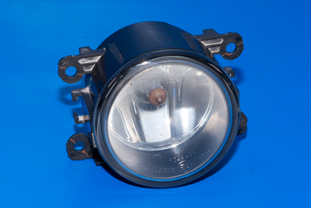 Tåkelykt høyre foran til Nissan Pathfinder, 2010-2014 (Fase 2) (R51) (R51)