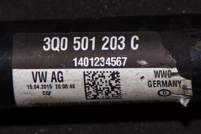 Drivaksel venstre bak, diesel/manuell til VW Passat 2015-2019 (Fase 1) (B8) (B8) (VAG|3Q0 501 203 C|)