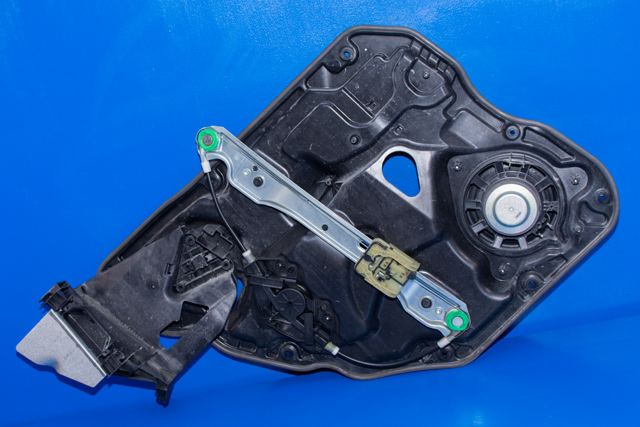 Ruteheis høyre bak til Volvo XC60 2008-2013 (Type I, Fase 1)  
