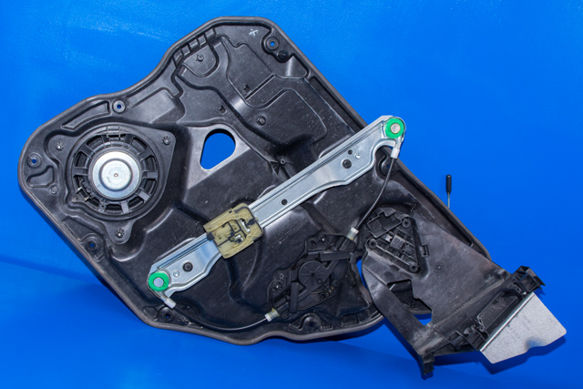Ruteheis venstre bak til Volvo XC60 2008-2013 (Type I, Fase 1)