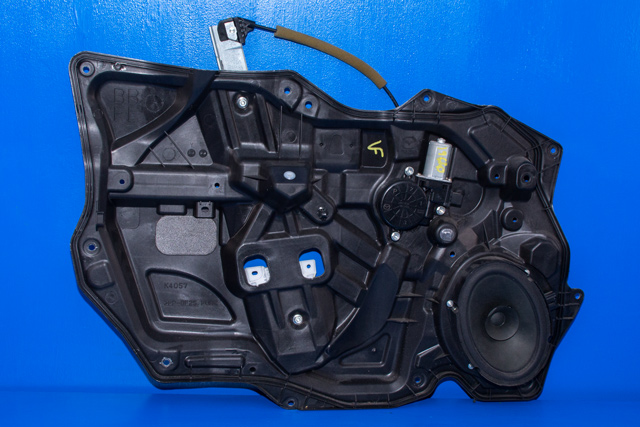 Ruteheis venstre foran til Mazda 3, 2009-2013 (Type II)  (MAZDA|D651-59-58X)