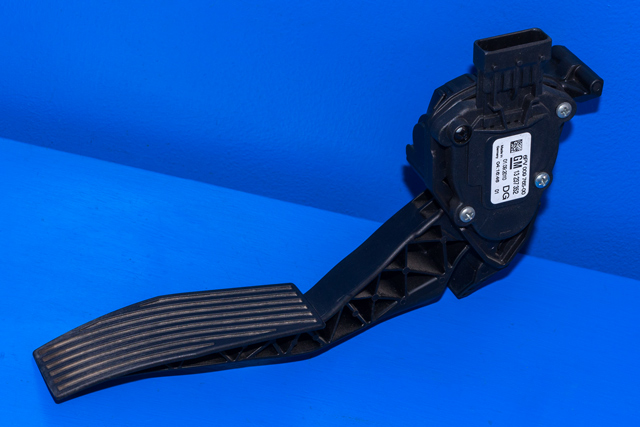 Pedal gass til Opel Insignia A, 2009-2014 (HELLA|6PV 009 765-00)