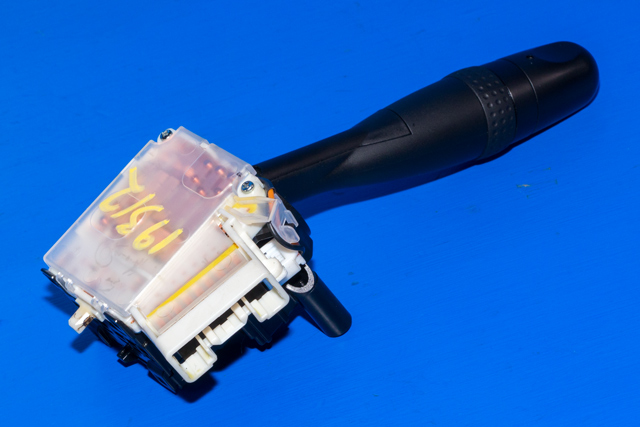 Bryter blink til Suzuki Swift 2005-2010  