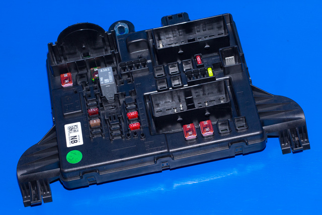 Sikringsboks til Opel Insignia A 2009-2014 (GM|13 277 318|)