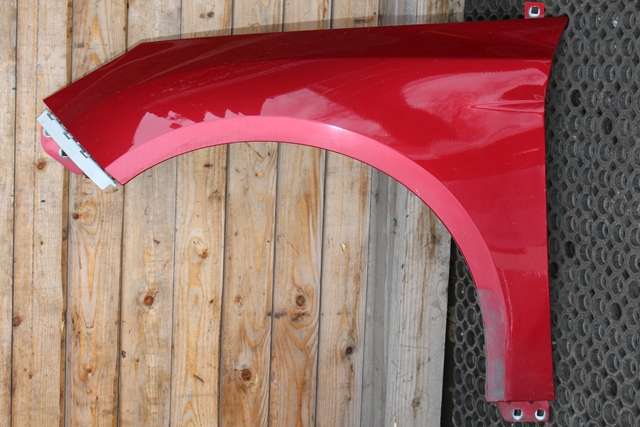 Skjerm venstre foran til Ford Focus, 2011-2014 (Type III, Fase 1)