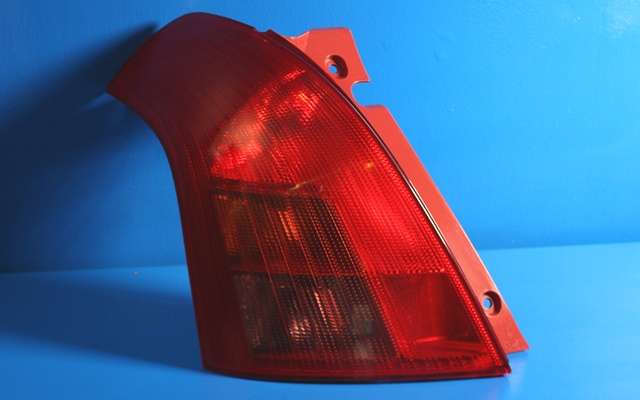 Baklykt venstre til Suzuki Swift 2005-2010