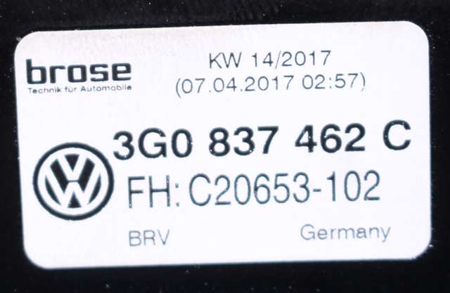 Ruteheis høyre foran til VW Passat 2015-2019 (Fase 1) (B8) (B8) (VAG|5Q4 959 802 B|)