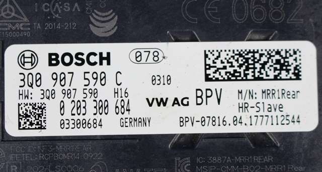 Sensor radar til VW Passat 2015-2019 (Fase 1) (B8) (B8) (BOSCH|0 203 300 684|3Q0 907 590 C|)