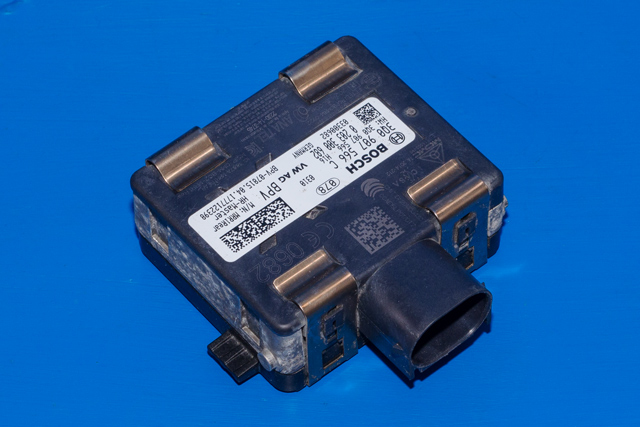 Sensor radar til VW Passat, 2015-2019 (Fase 1) (B8) (B8) (BOSCH|0 203 300 682)