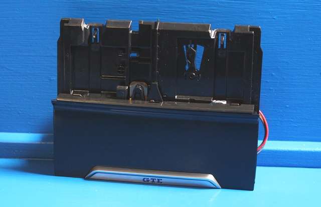 Dashbord askebeger til VW Passat, 2015-2019 (Fase 1) (B8) (B8) (VAG|3G1 863 284)