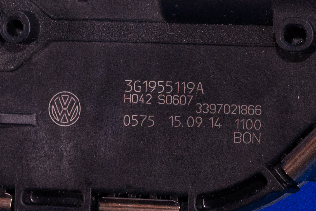 Viskermotor frontrute komplett m/overføring til VW Passat 2015-2019 (Fase 1) (B8) (B8) (VAG|3G1 955 023 C|3G1 955 119 A|)