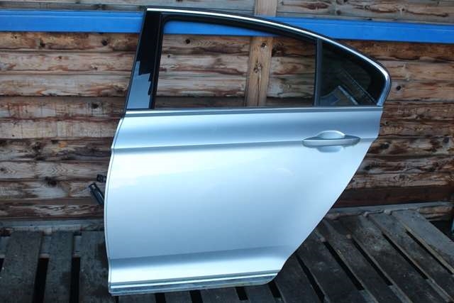 Dør venstre bak til VW Passat, 2015-2019 (Fase 1) (B8) (B8) 