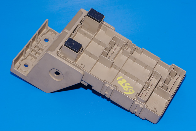 Sikringsboks til Subaru Forester 2008-2013 (Type III) (SUBARU|82201-FG010|)