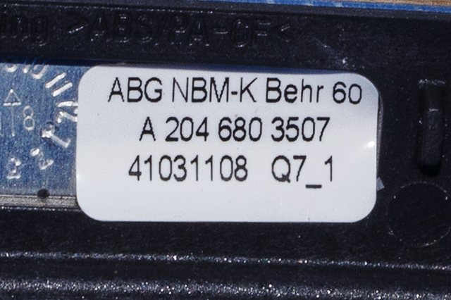 Dashbord diverse til Mercedes C-Klasse 2007-2011 (Fase 1) (W204) (W204) (MERCEDES|A 204 680 35 07|)