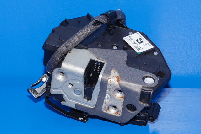 Låsekasse høyre bak til Ford Focus, 2011-2014 (Type III, Fase 1) (FORD|BM5A-A26412-AC)