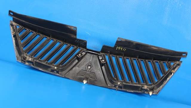 Grill til Mitsubishi Outlander 2007-2010 (Type II, Fase 1)