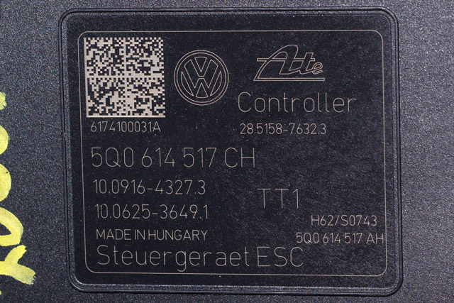 ABS sentral til VW Passat 2015-2019 (Fase 1) (B8) (B8) (VAG|5Q0 614 517 CH|)